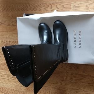 NWT Lauren Conrad cute detailed black boot, size 8.5